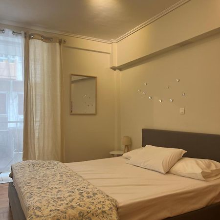 Colourful Artistic Apart 100Mbps Center Of Athena Bagian luar foto