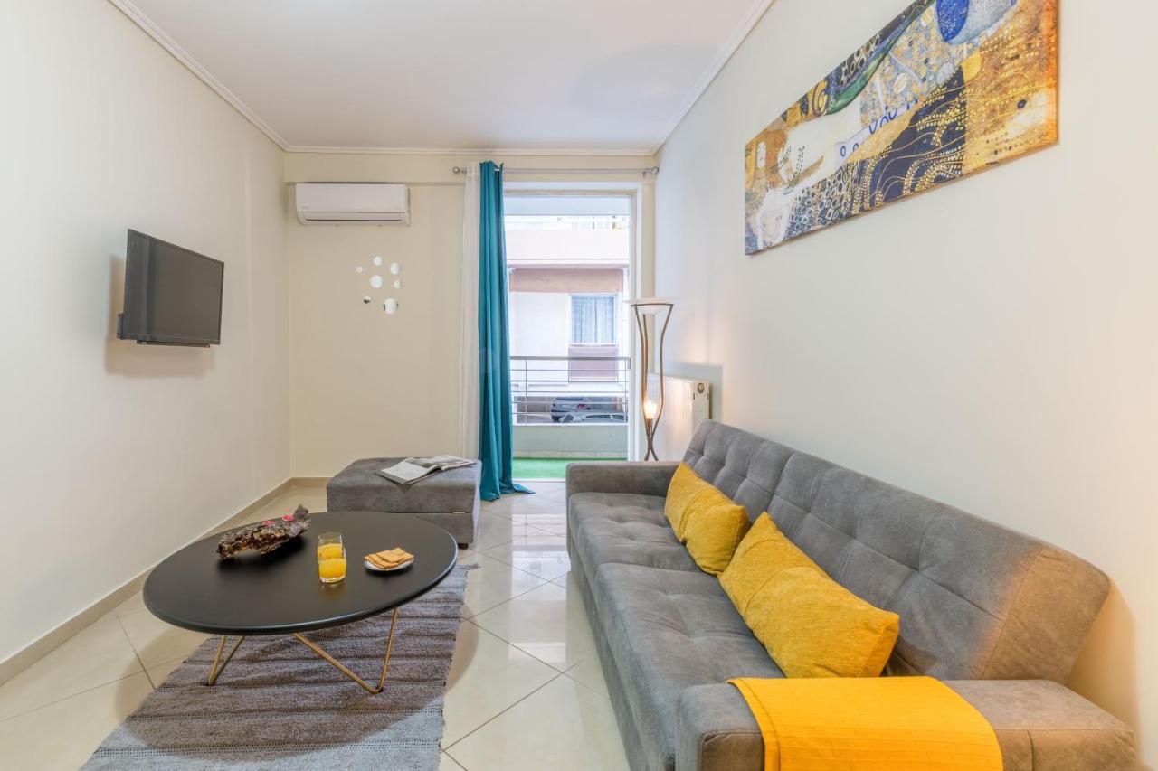 Colourful Artistic Apart 100Mbps Center Of Athena Bagian luar foto